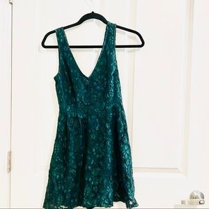 Forever 21 Emerald Lace Dress